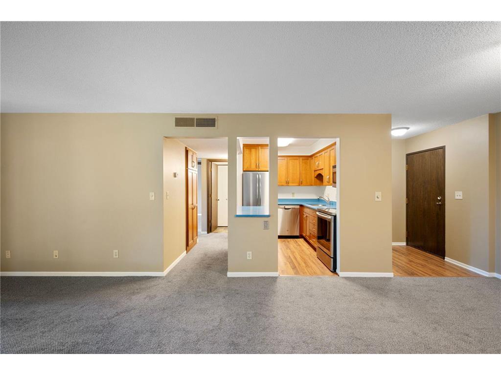 2680 Oxford Street N #126 Roseville MN 55113 6802198 image14