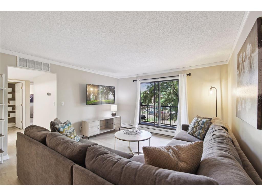 2680 Oxford Street N #132 Roseville MN 55113 6401319 image1