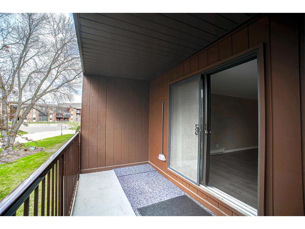2680 Oxford Street N #132 Roseville MN 55113 7065027 image2