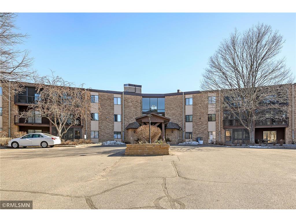 2680 Oxford Street N #136 Roseville MN 55113 6351769 image1