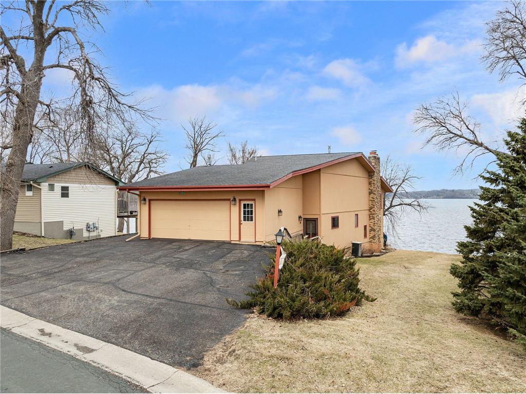 2680 S Shore Drive Prior Lake MN 55372 - Spring 6698874 image3