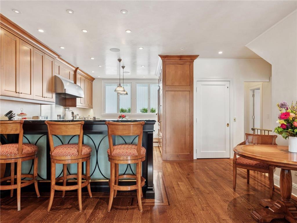 2683 E Lake Of The Isles Parkway Minneapolis MN 55408 - Lake of the Isles 6719204 image14