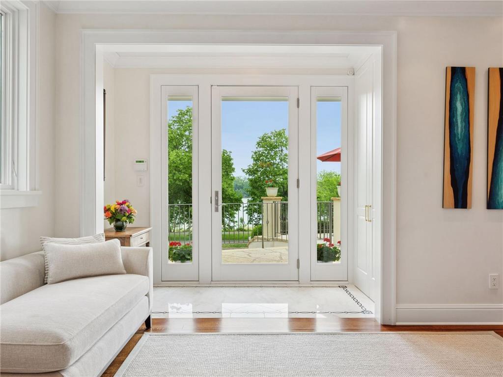 2683 E Lake Of The Isles Parkway Minneapolis MN 55408 - Lake of the Isles 6719204 image2