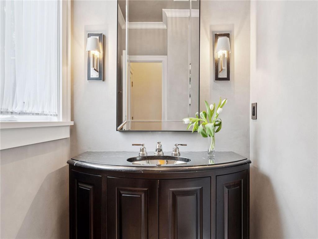 2683 E Lake Of The Isles Parkway Minneapolis MN 55408 - Lake of the Isles 6719204 image20