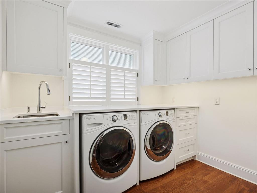 2683 E Lake Of The Isles Parkway Minneapolis MN 55408 - Lake of the Isles 6719204 image32