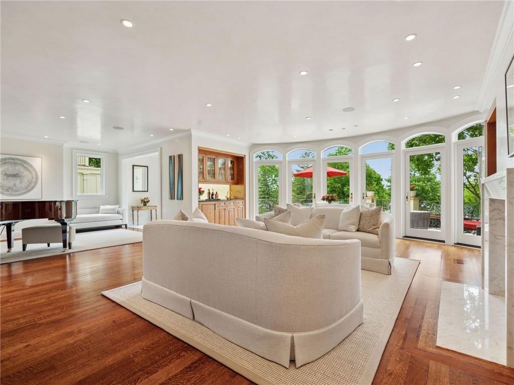 2683 E Lake Of The Isles Parkway Minneapolis MN 55408 - Lake of the Isles 6719204 image9