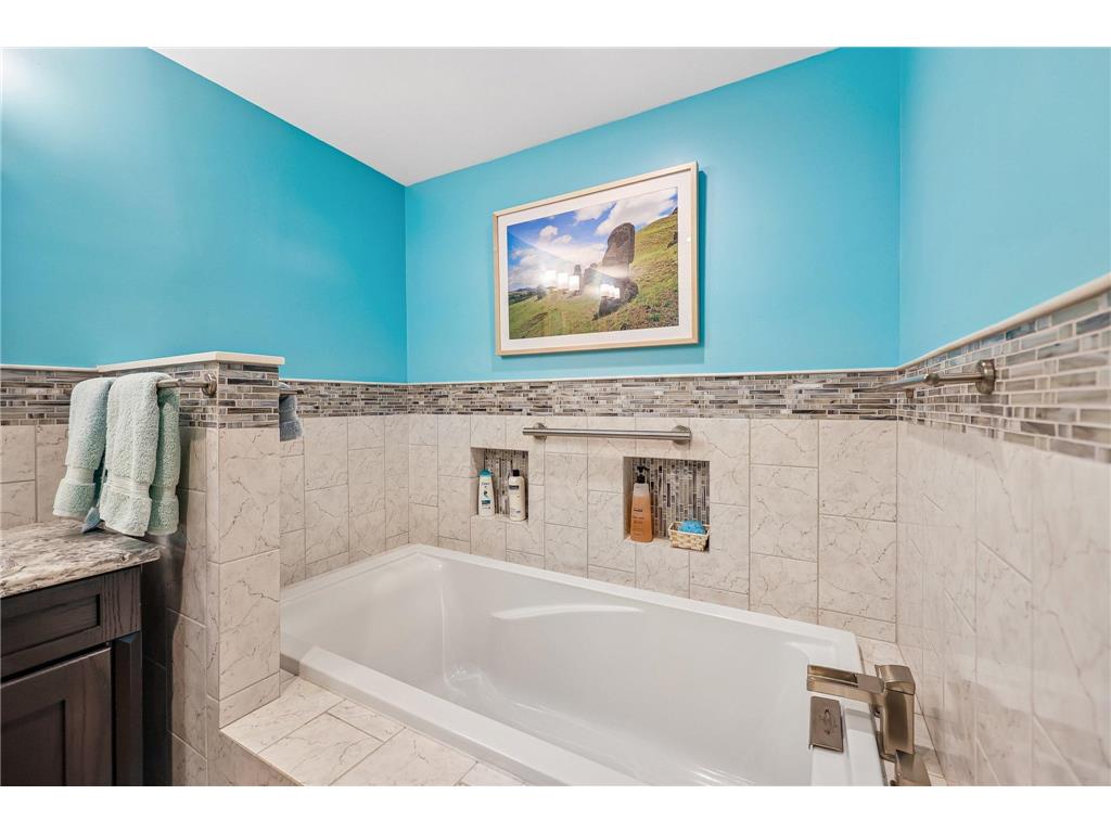 2687 Sumac Ridge White Bear Lake MN 55110 7100599 image24