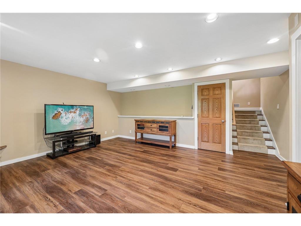 2687 Sumac Ridge White Bear Lake MN 55110 7100599 image34