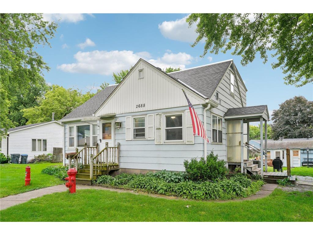 2688 16th Avenue E North Saint Paul MN 55109 6552064 image1