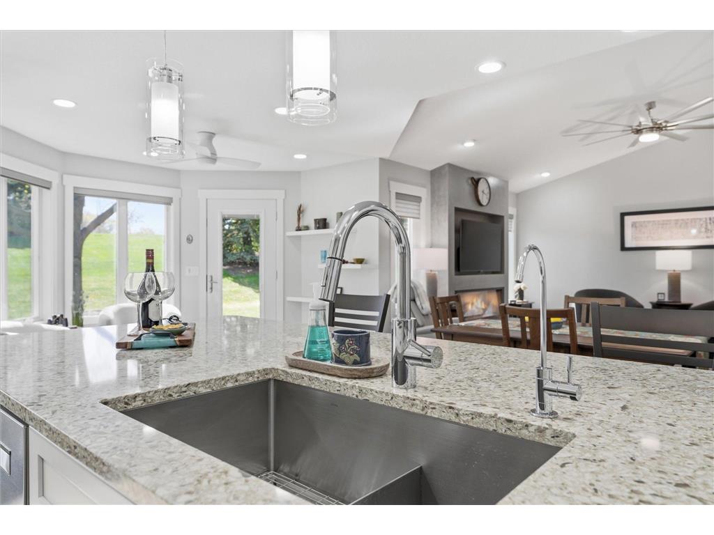 2688 Lake Court Drive #70 Mounds View MN 55112 7067289 image6