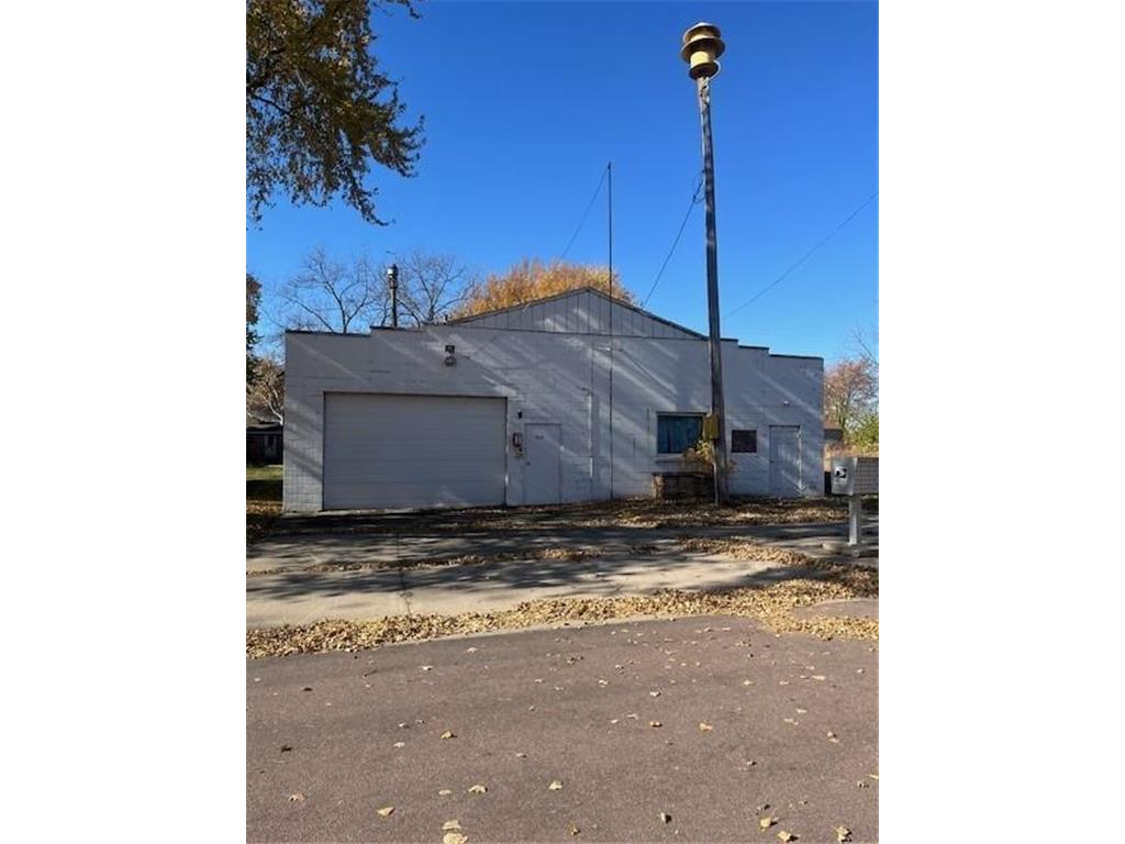 269 8th Street Bingham Lake MN 56118 6621888 image1