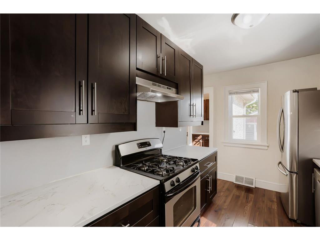 269 Annapolis Street E Saint Paul MN 55118 7076376 image7
