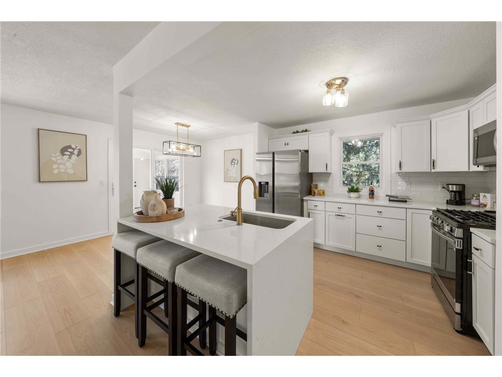 269 Bridge Street Shoreview MN 55126 7048079 image1