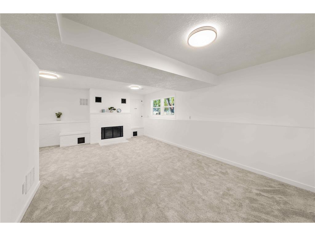 269 Bridge Street Shoreview MN 55126 7048079 image16