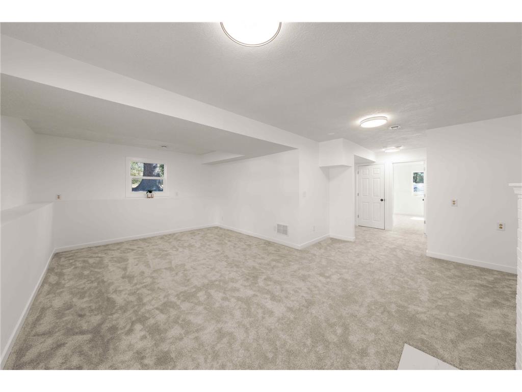 269 Bridge Street Shoreview MN 55126 7048079 image17