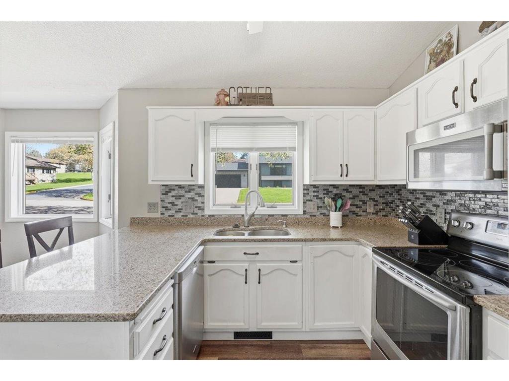 269 E Sunset Lane Ellsworth WI 54011 7064197 image8