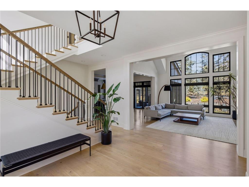 269 Edgewood Lane West Saint Paul MN 55118 7049603 image2