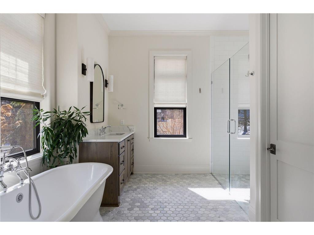 269 Edgewood Lane West Saint Paul MN 55118 7049603 image25