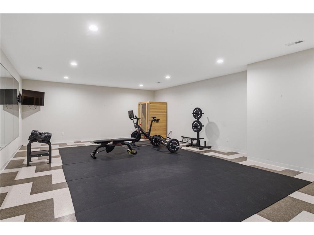 269 Edgewood Lane West Saint Paul MN 55118 7049603 image48