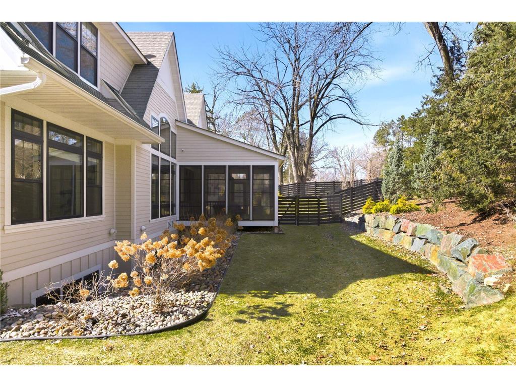 269 Edgewood Lane West Saint Paul MN 55118 7049603 image52