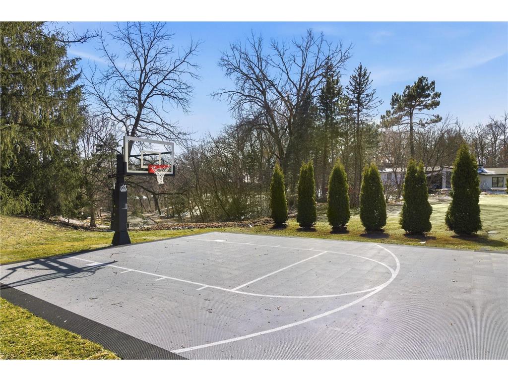 269 Edgewood Lane West Saint Paul MN 55118 7049603 image53