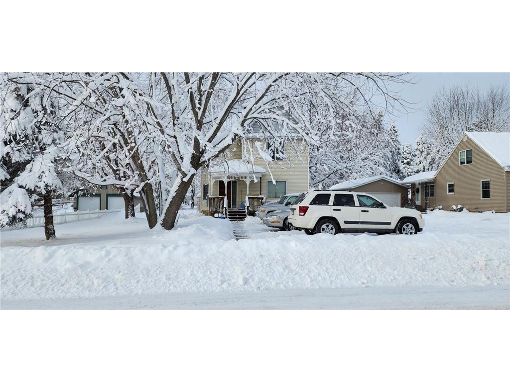 269 S Chestnut Street Ellsworth WI 54011 6514410 image1