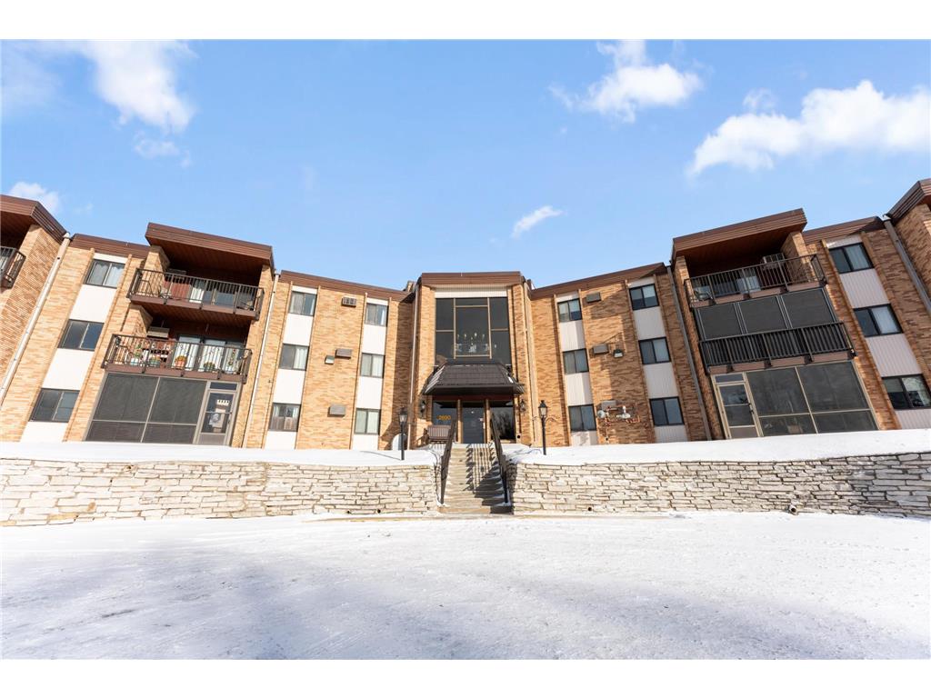 2690 Oxford Street N #209 Roseville MN 55113 7013060 image15