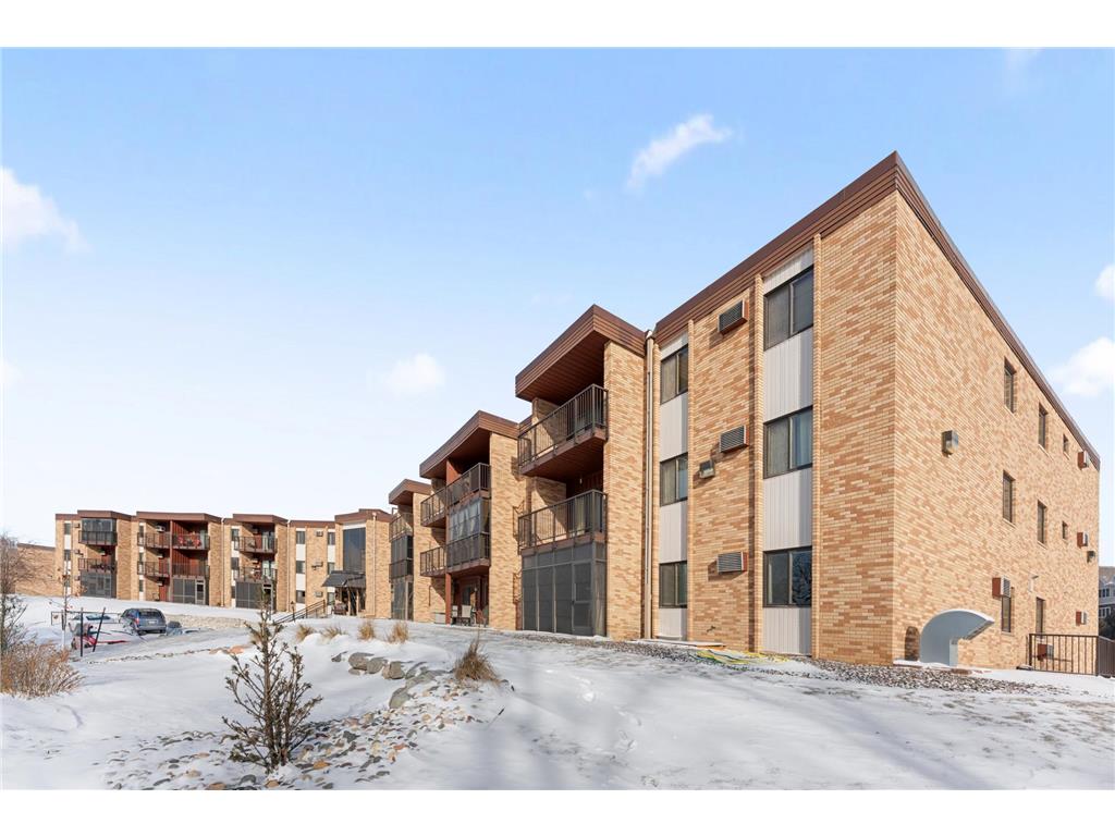 2690 Oxford Street N #209 Roseville MN 55113 7013060 image16