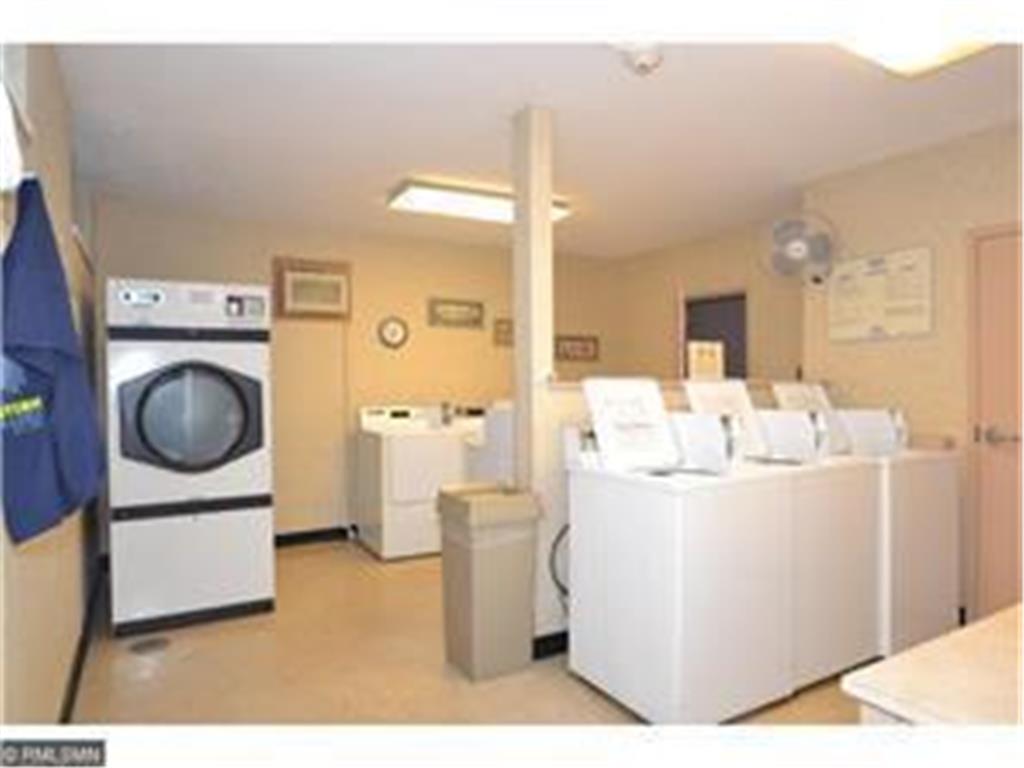 2690 Oxford Street N #209 Roseville MN 55113 7013060 image25