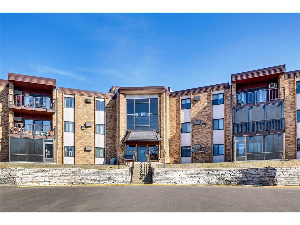 2690 Oxford Street N #226 Roseville MN 55113 6689659 image1