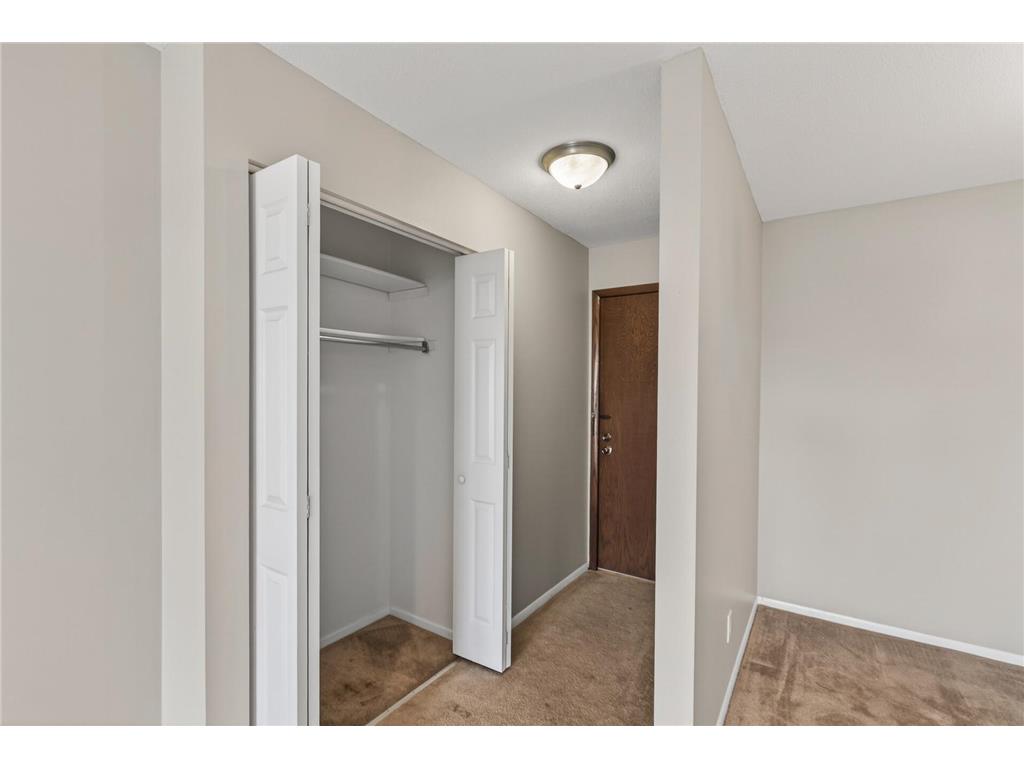 2690 Oxford Street N #239 Roseville MN 55113 7057012 image11
