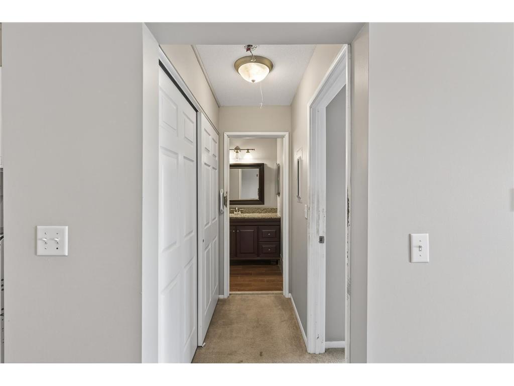 2690 Oxford Street N #239 Roseville MN 55113 7057012 image12