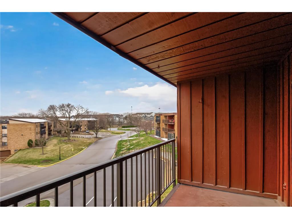 2690 Oxford Street N #239 Roseville MN 55113 7057012 image16