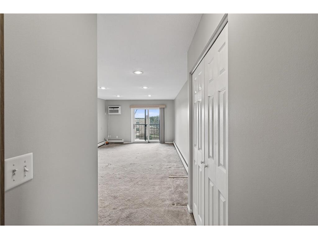 2690 Oxford Street N #239 Roseville MN 55113 7057012 image4