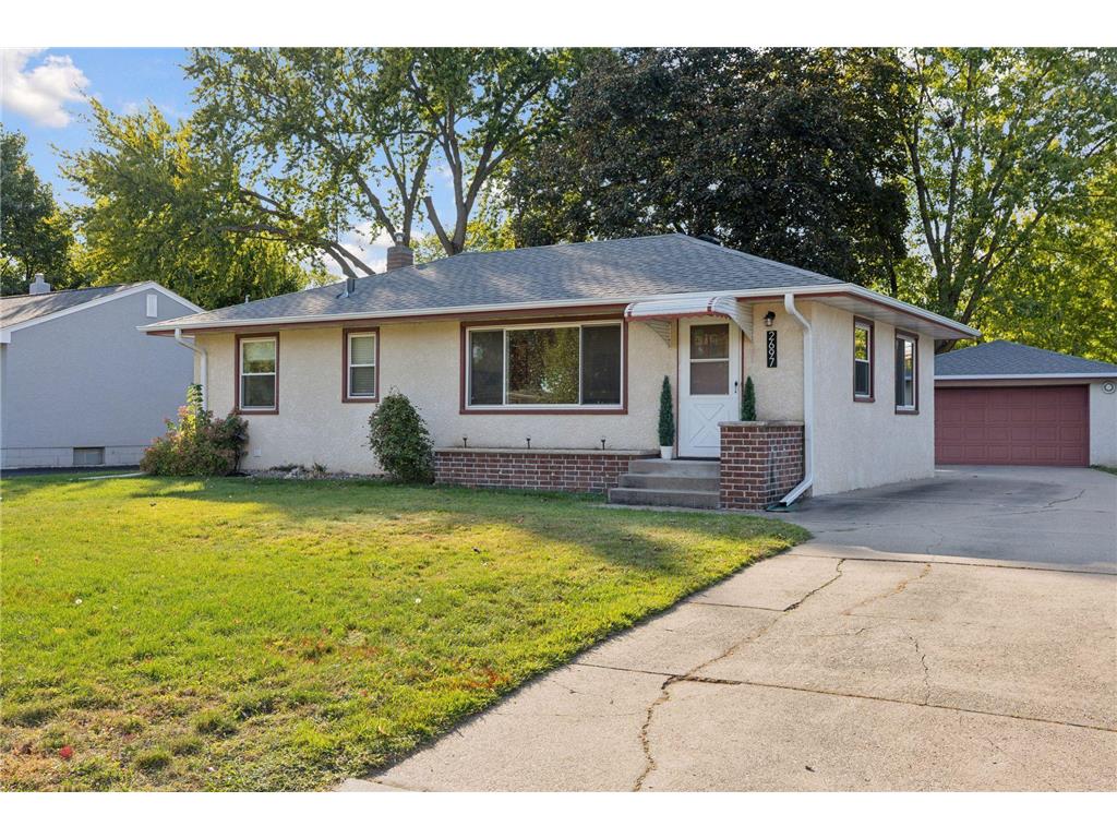2697 Apache Road N North Saint Paul MN 55109 6615306 image1
