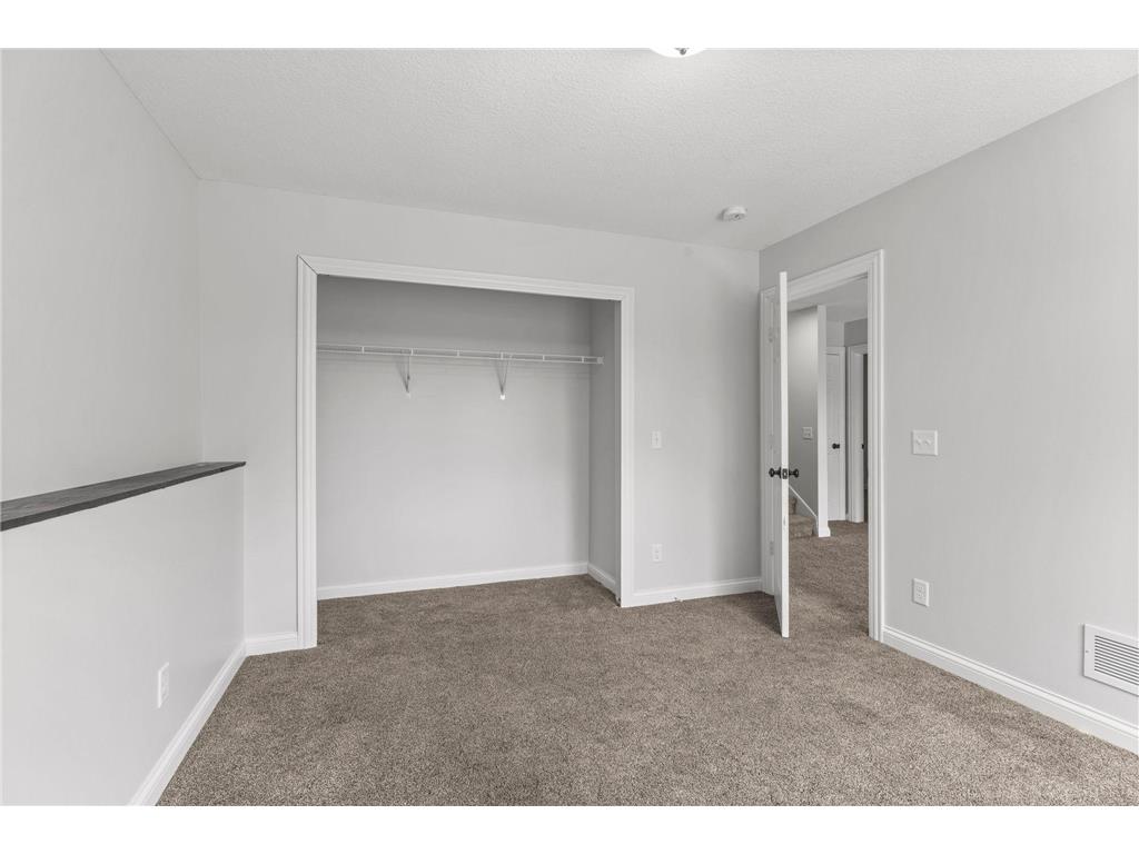 2697 Davis Street S Cambridge MN 55008 7062529 image27