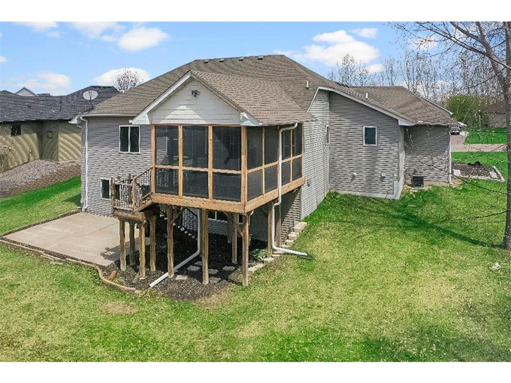 2697 Davis Street S Cambridge MN 55008 7062529 image46