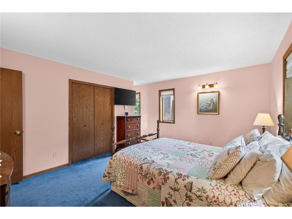 2697 Jessica Court Little Canada MN 55117 - Round Lake 7104592 image19