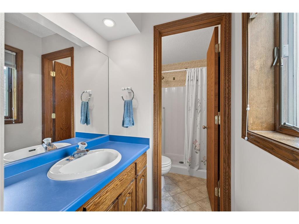 2697 Jessica Court Little Canada MN 55117 - Round Lake 7104592 image21