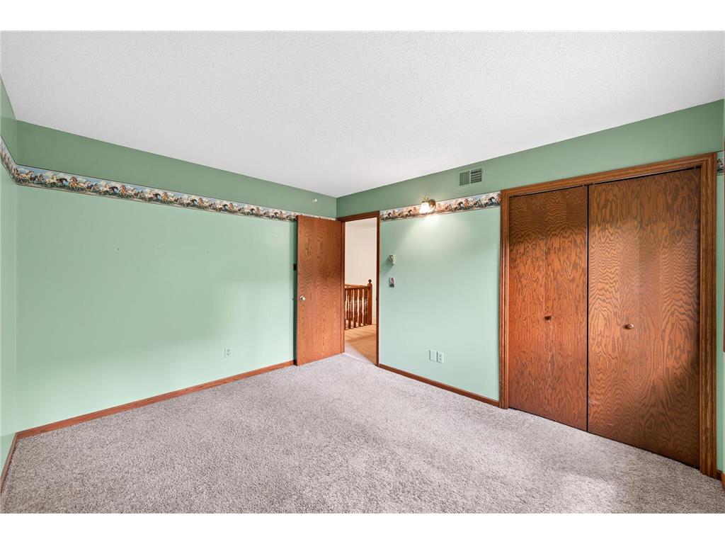 2697 Jessica Court Little Canada MN 55117 - Round Lake 7104592 image28