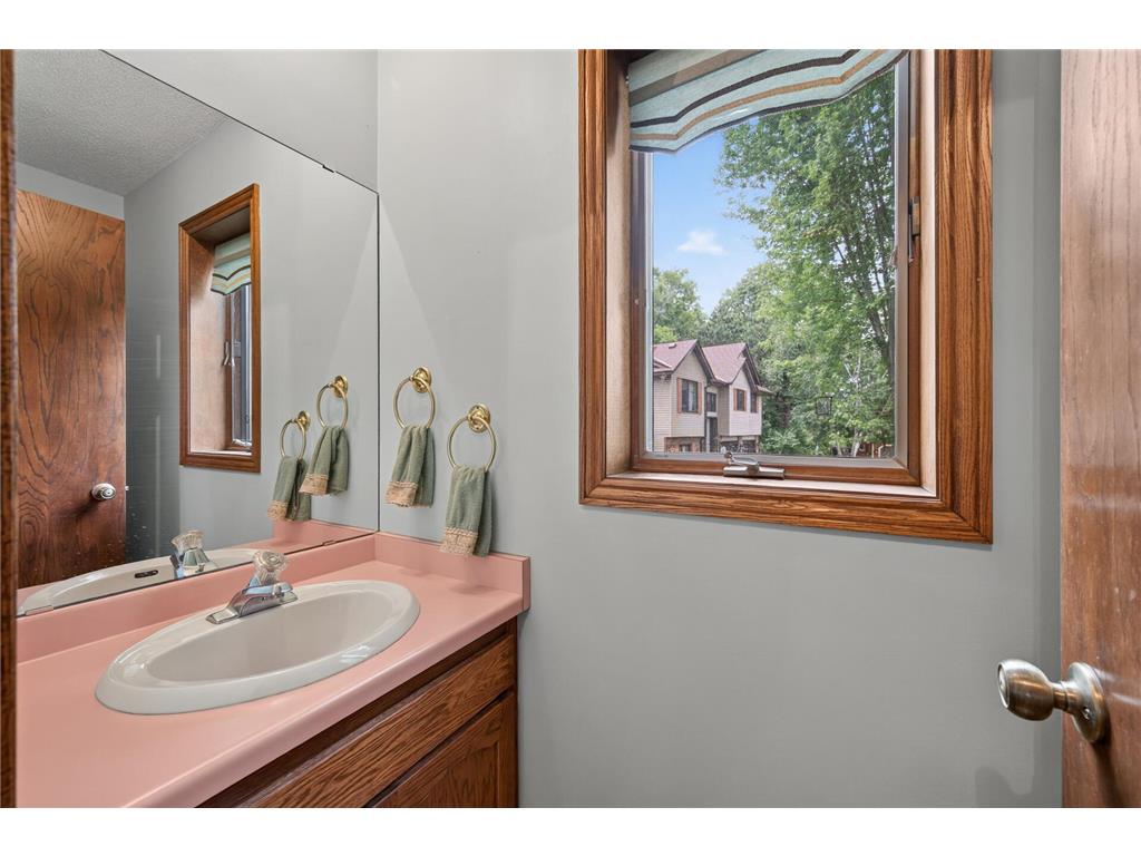 2697 Jessica Court Little Canada MN 55117 - Round Lake 7104592 image30