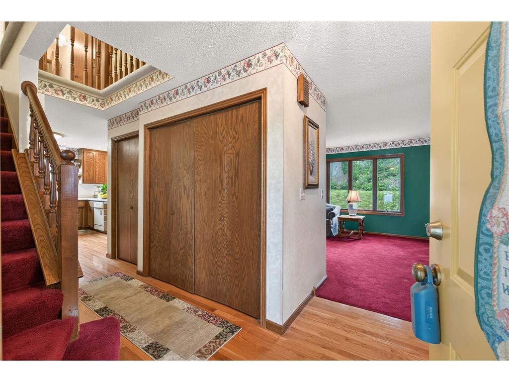 2697 Jessica Court Little Canada MN 55117 - Round Lake 7104592 image5