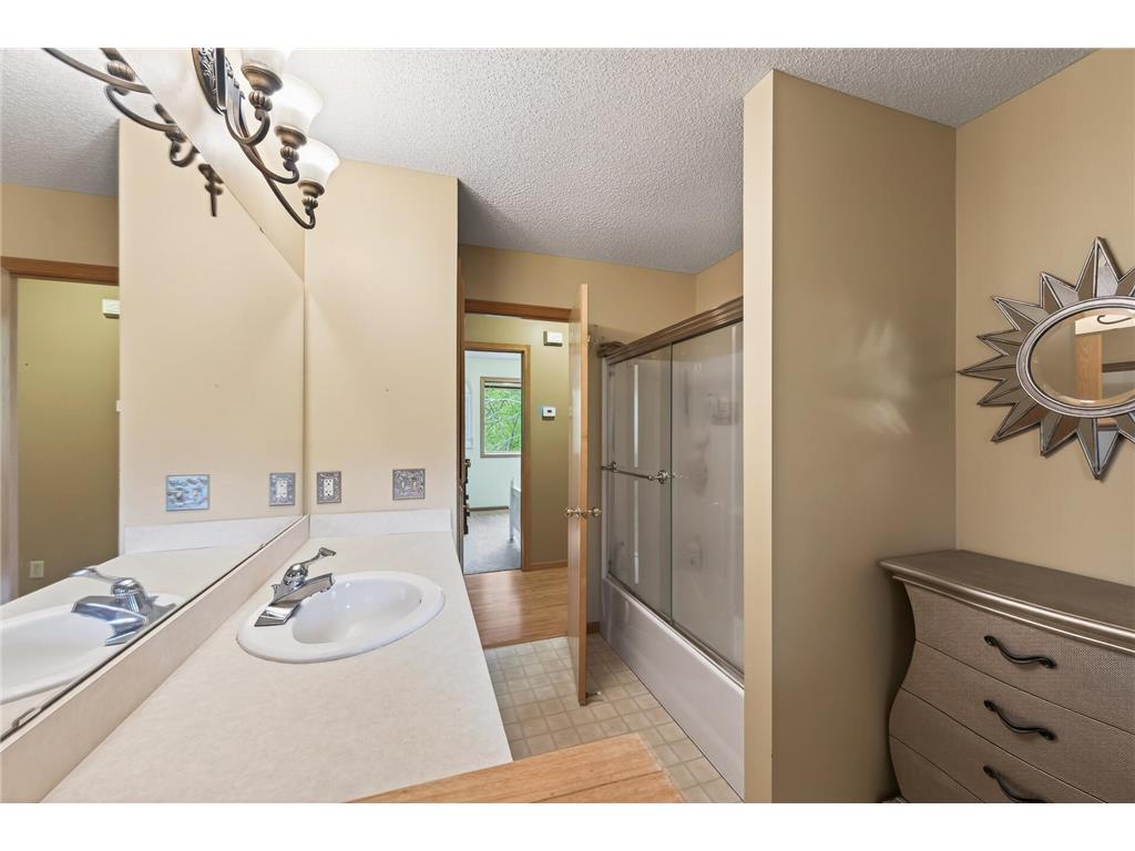 26987 Bayshore Drive NW Isanti MN 55040 - Long Lake 7047507 image29