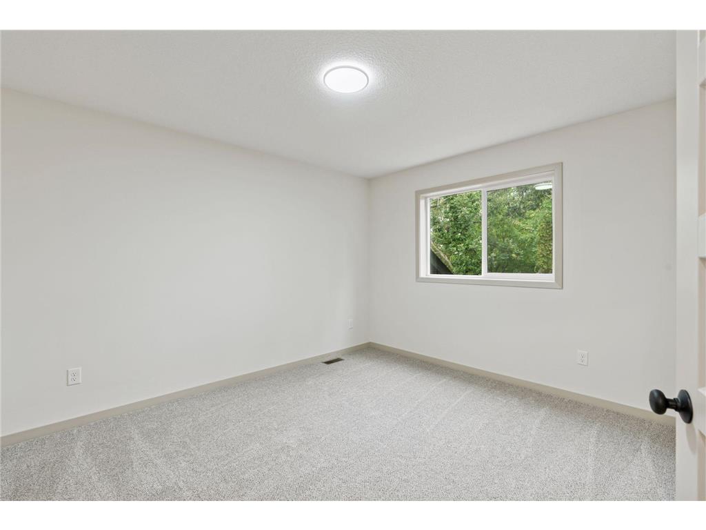 2699 128th Avenue NW Coon Rapids MN 55448 7001801 image29