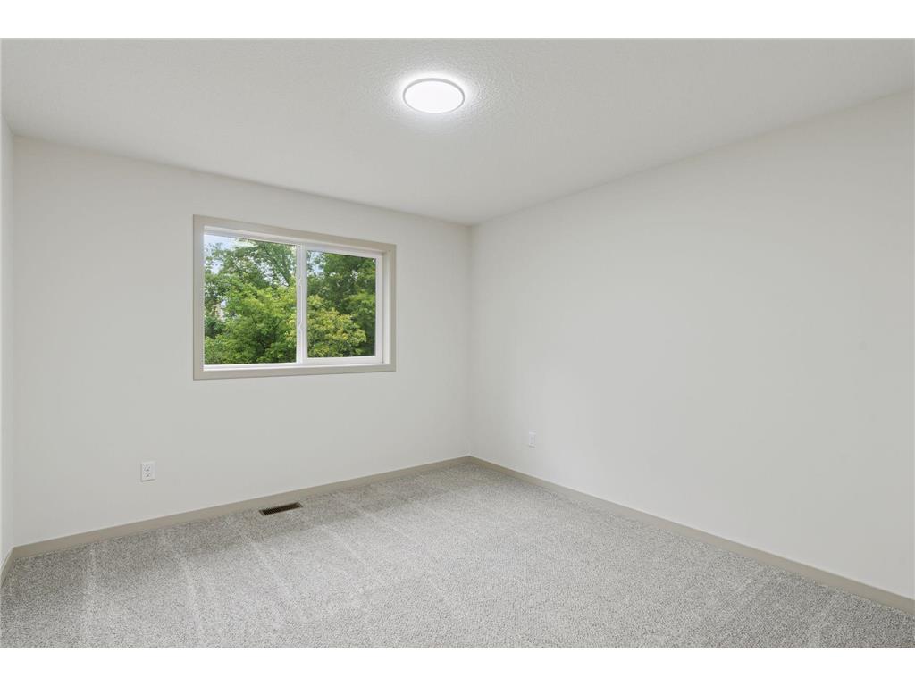 2699 128th Avenue NW Coon Rapids MN 55448 7001801 image33