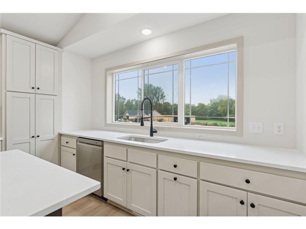 2699 128th Avenue NW Coon Rapids MN 55448 7001801 image5