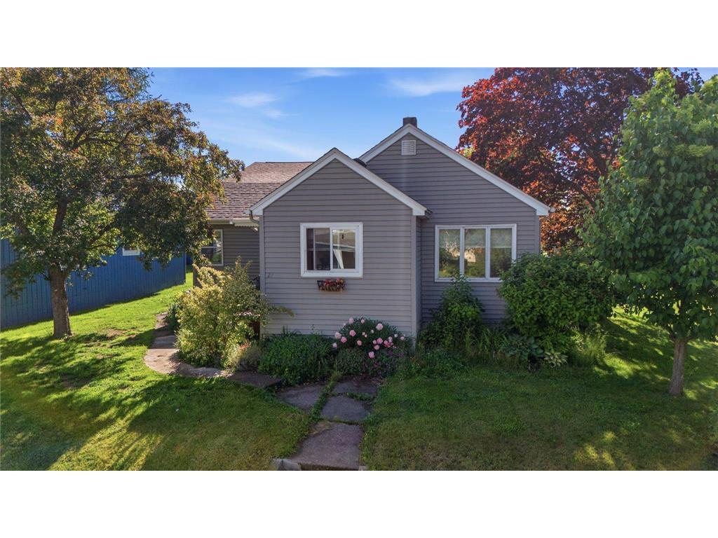 27 17th Street Cloquet MN 55720 7100355 image1