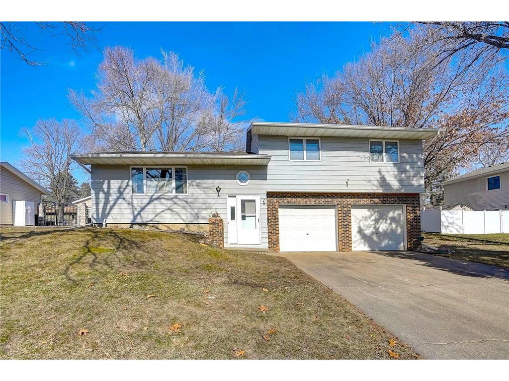 27 Crestview Bay Faribault MN 55021 6491202 image1