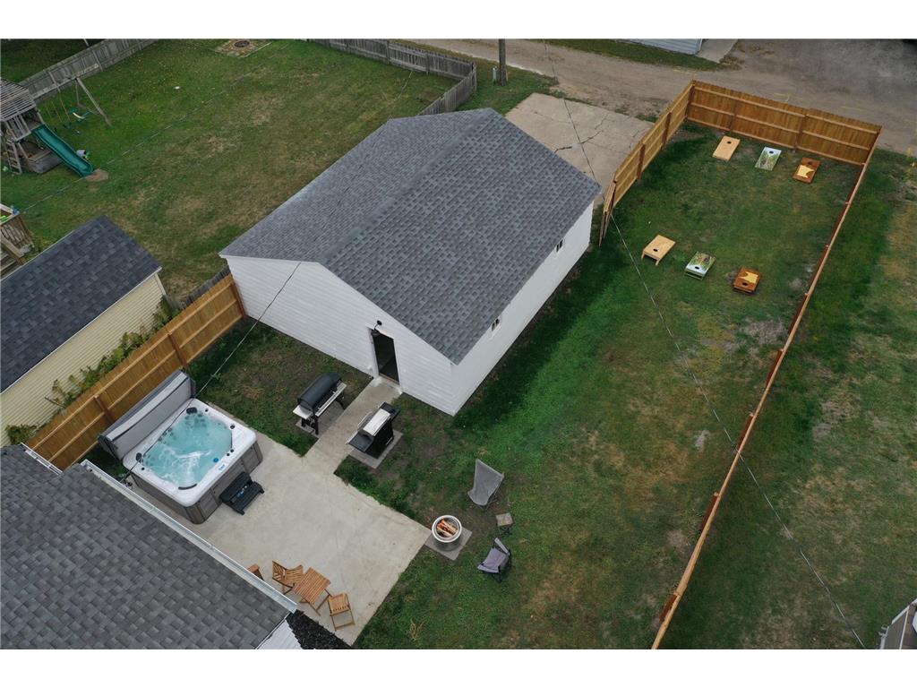 27 Division Street N #airbb Clara City MN 56222 6613990 image84