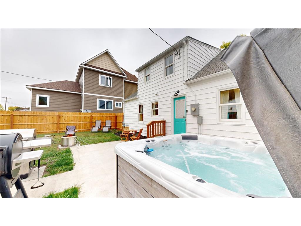 27 Division Street N #airbb Clara City MN 56222 6613990 image1